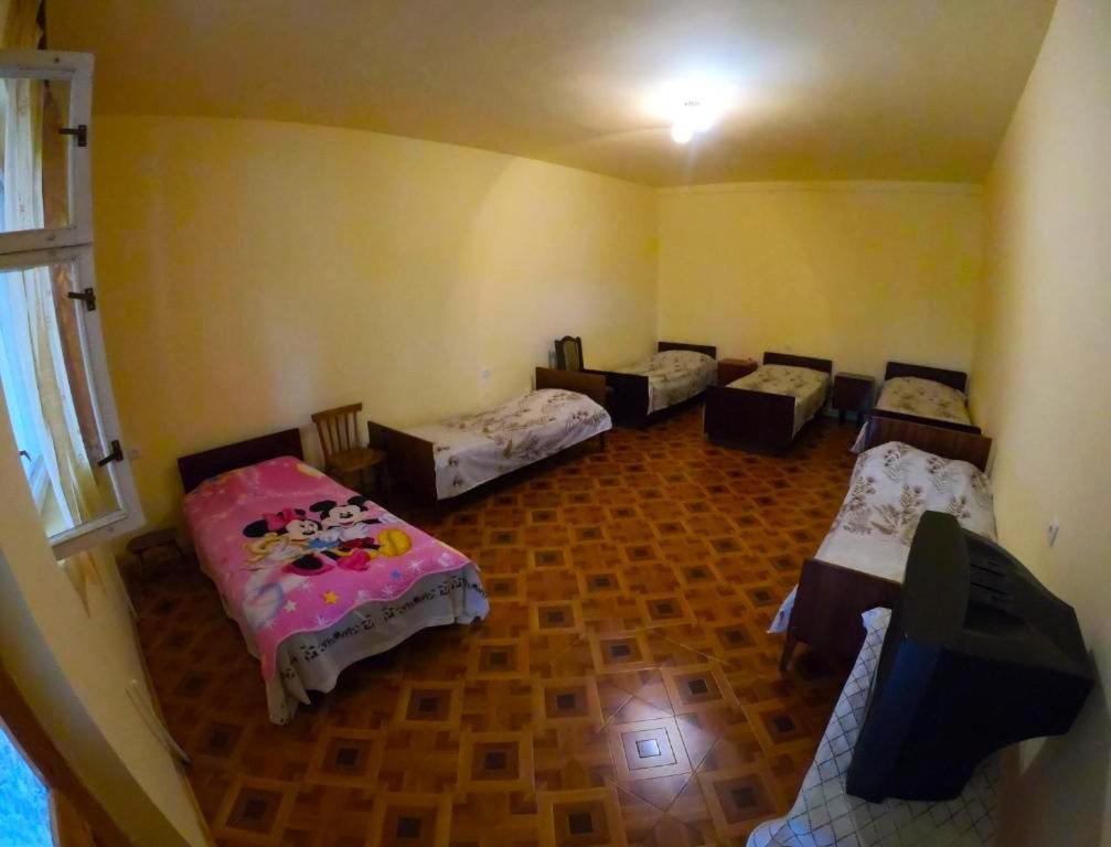 Nnn Guest House Goris Quarto foto