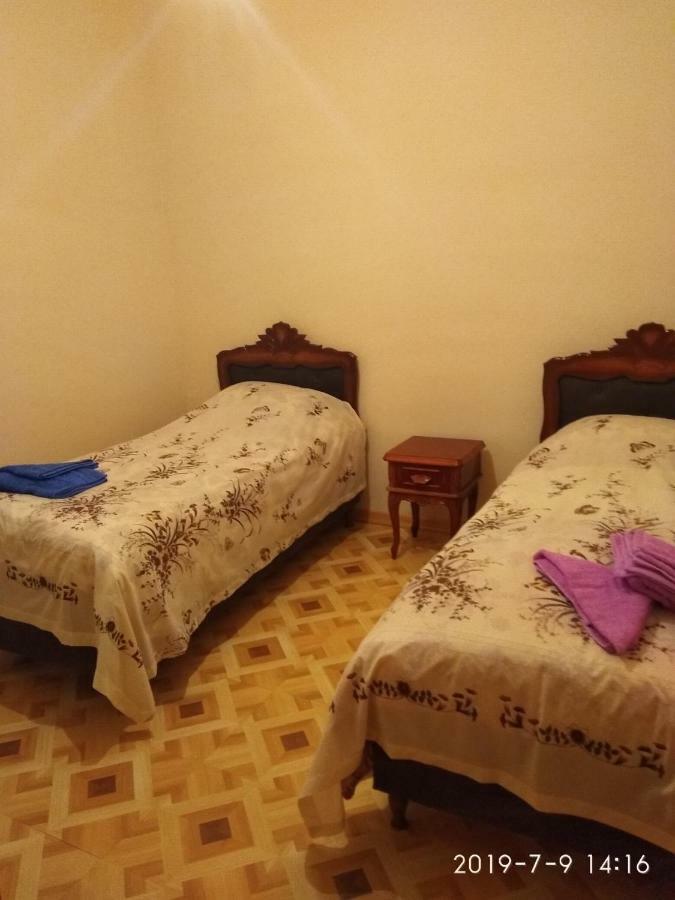 Nnn Guest House Goris Exterior foto