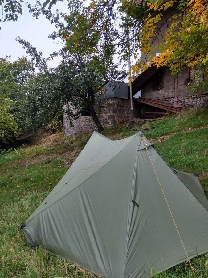 Nnn Guest House Goris Exterior foto